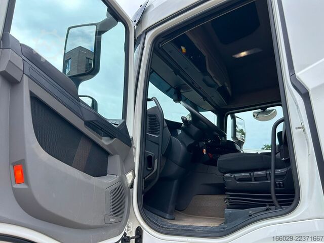 Truck mounted crane DAF XF 480 Baustoffpritsche mit Fassi Ladekran F235