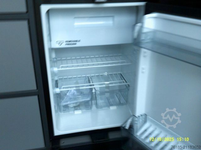 Wohnwagen/Wohnmobil VOLKSWAGEN T6.1 Wohnmobil/Summermobil mit Aufstelldach