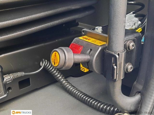 Standard SZM SCANIA R 460 2-Kreis-Kipphyd Retarder Standklima 2xTank