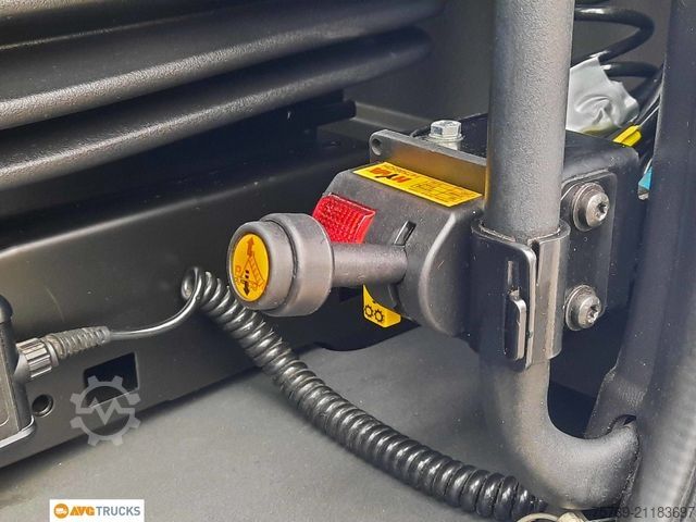 Standard SZM SCANIA R 460 2-Kreis-Kipphyd Retarder Standklima 2xTank