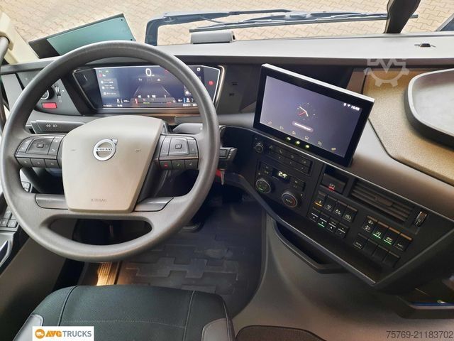 Standard SZM VOLVO FH 500 XL I-Park-Cool 2xTank Tacho 4.1