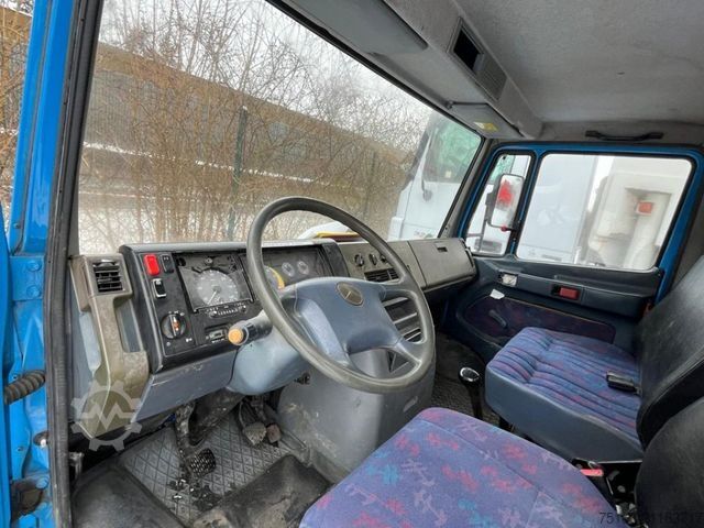 Pritschenwagen MERCEDES-BENZ Vario 814 D Pritsche Kran Fassi F45