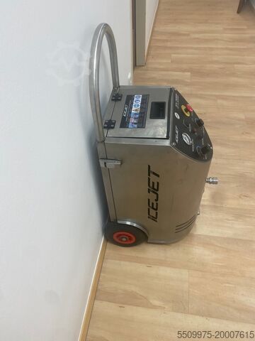 Dry ice blasting machine ICEJET SX 3000 EVO