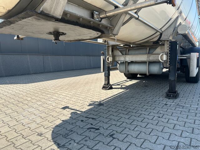 Food tanker Van Hool FOOD / RVS chassis / empty weight: 5.860kg / 29...