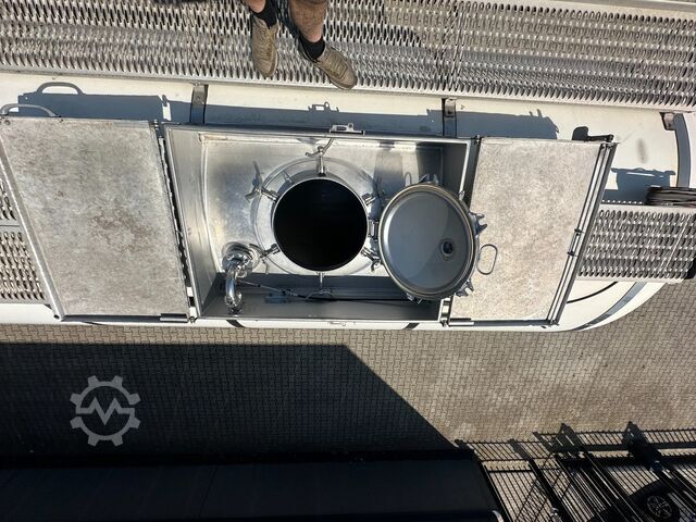 Food tanker Van Hool FOOD / RVS chassis / empty weight: 5.860kg / 29...