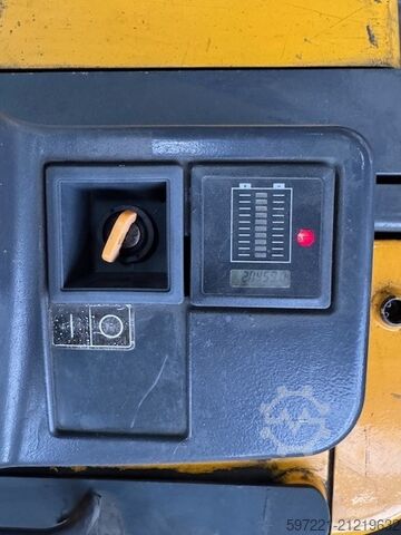 Palettenstapler Jungheinrich ERD 220