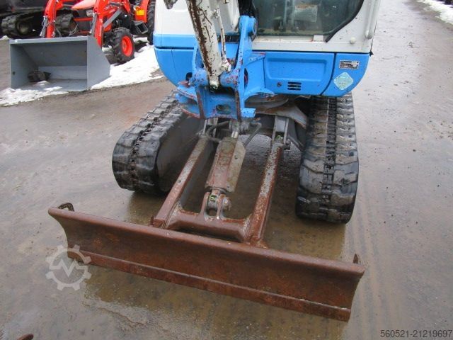 Minibagger Takeuchi TB 230 - POWERTILT + hydr. Schnellwechsler + 4 Löf