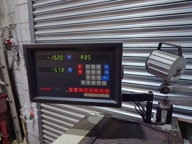 Leit-/Zugspindeldrehmaschine Colchester Master 2500