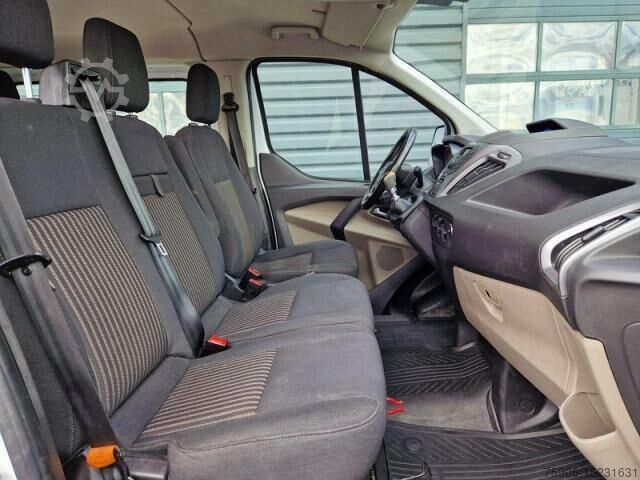 Box van Ford Transit CUSTOM 6 PLACES