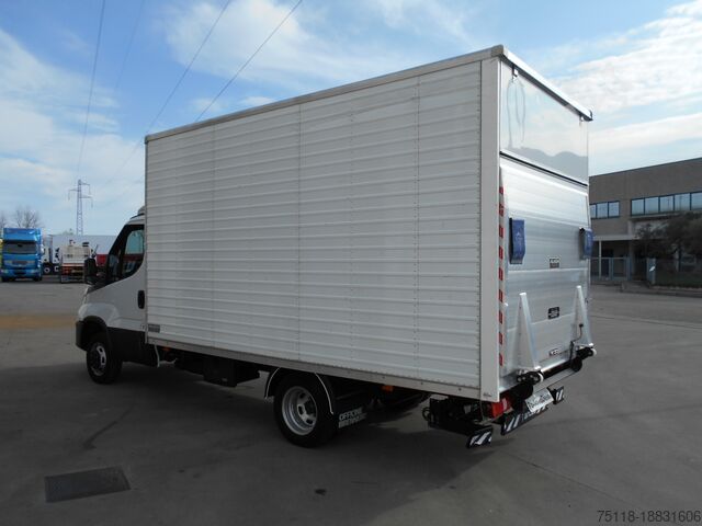 Box van Iveco DAILY 35C14 FURGONE + SPONDA