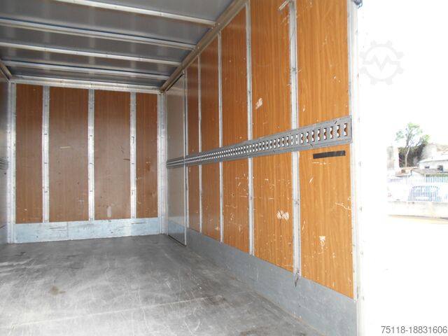 Box van Iveco DAILY 35C14 FURGONE + SPONDA