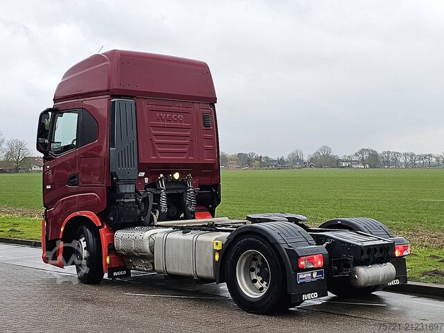 Standard-SZM IVECO S-WAY AS440S48