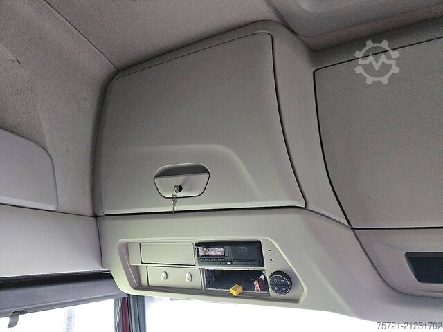 Standard-SZM IVECO S-WAY AD440S48