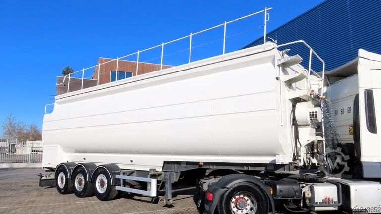 Silo DAF XF 480 RETARDER + TSCI auger year 2011, 8 comp ...