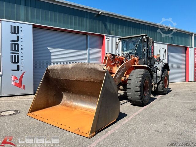 Wheel loader HITACHI ZW220-6*Klima*hydr. Schnellwechsler*11.000h*