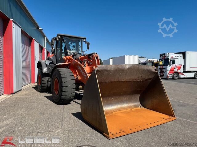 Wheel loader HITACHI ZW220-6*Klima*hydr. Schnellwechsler*11.000h*