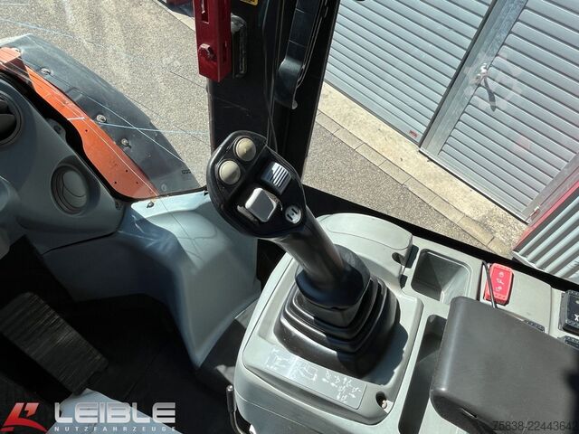 Wheel loader HITACHI ZW220-6*Klima*hydr. Schnellwechsler*11.000h*