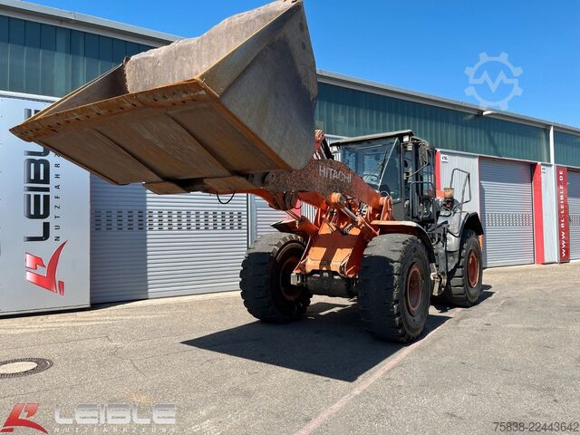Wheel loader HITACHI ZW220-6*Klima*hydr. Schnellwechsler*11.000h*
