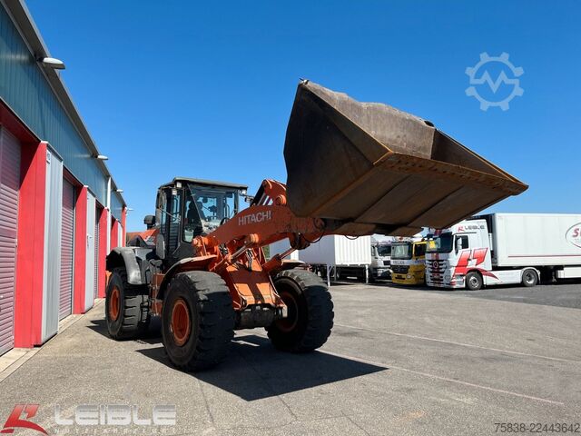 Wheel loader HITACHI ZW220-6*Klima*hydr. Schnellwechsler*11.000h*