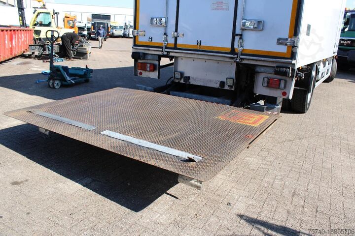 Refrigerated/frozen transport Mercedes-Benz Antos 1924 + THERMO KING 1200 + LIFT + EURO 6