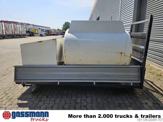 LKW mit Tankaufbau  Wassertank 2800L