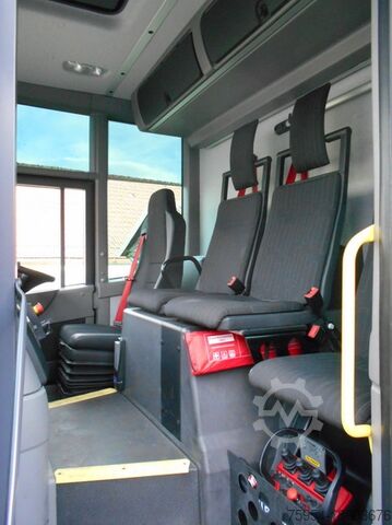 Müllwagen Mercedes-Benz Econic 3235 L 8x4-4 / Hillend EHP 7000