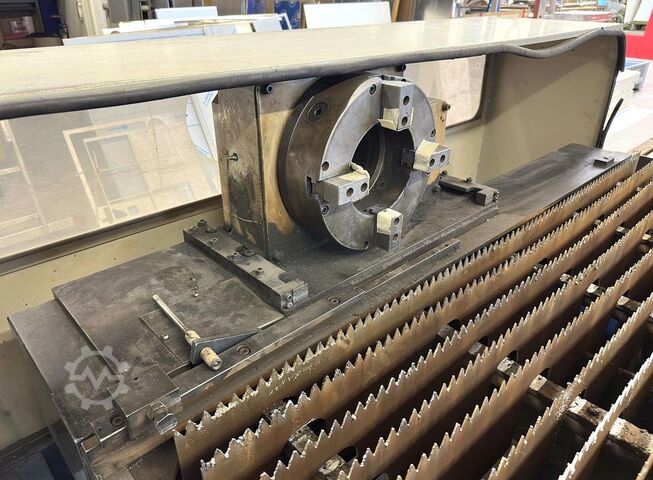 Laser cutting machine MAZAK Space Gear 510