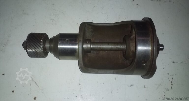 Gear hobbing machine Mikron 102.05