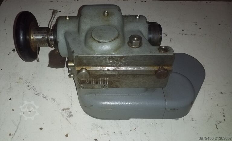 Gear hobbing machine Mikron 102.05