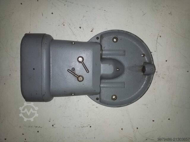 Gear hobbing machine Mikron 102.05