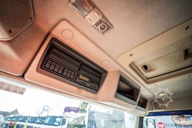 Plane RENAULT PREMIUM 270 DXI +DHOLLANDIA 1.5T