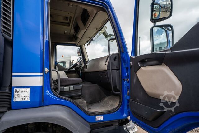 Plane RENAULT PREMIUM 270 DXI +DHOLLANDIA 1.5T