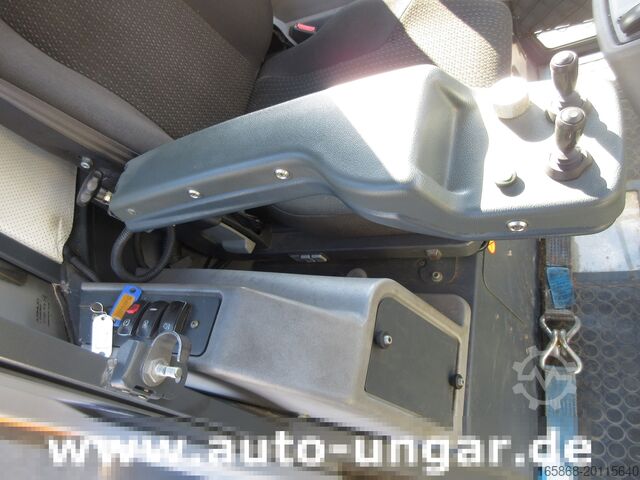 Kehrmaschine Hako CM 1600 Kehrmaschine 4x4 Baujahr 2018