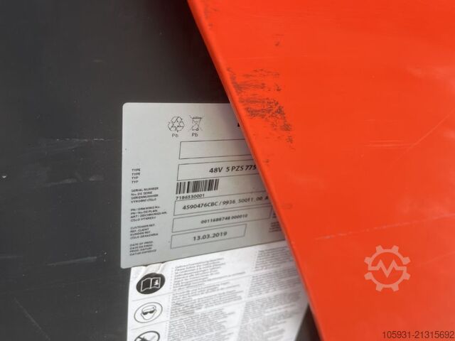 Schubmaststapler Linde R16HD-01