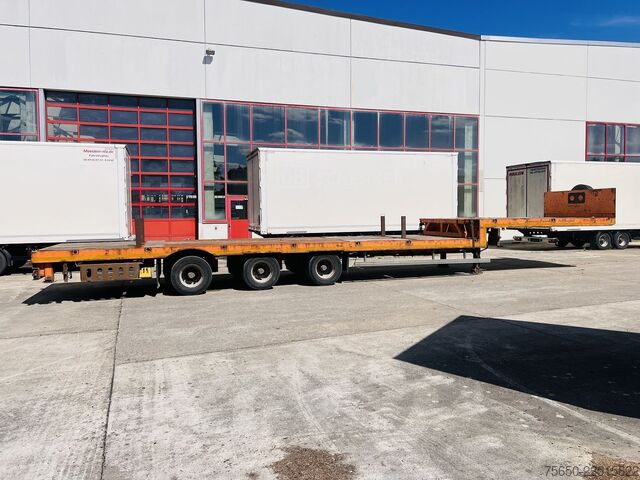 Low loader semitrailer Möslein STO 3 Schwebheim  3 Achs Satteltieflader Plato 45 t GGfür Fertigteile, Baumaschinen oder Container