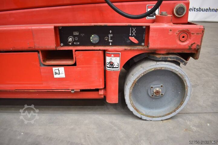 Scissor lift Haulotte Compact 10N