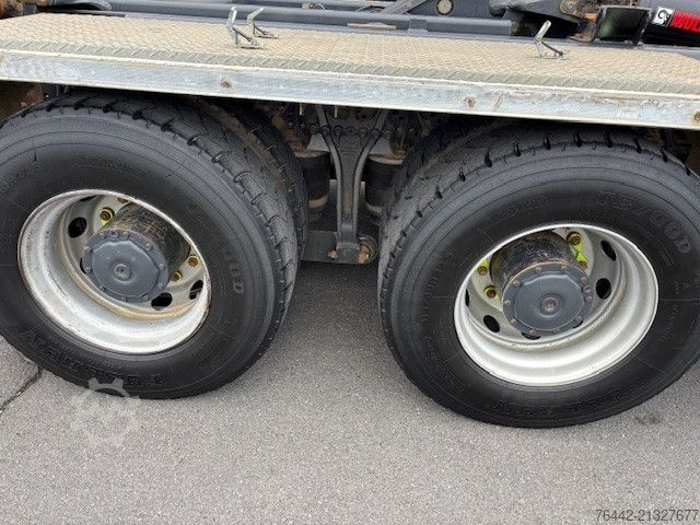 Roll-off tipper truck MERCEDES-BENZ AROCS 2636L-6X4-3M60 RADSTAND-KFZ BRIEF-253TKM!!