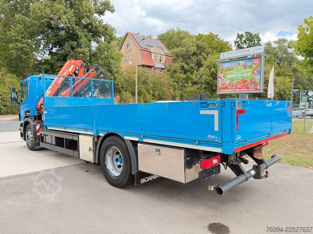 Flatbed truck SCANIA P250 4x2 Pritsche KRAN 14m 5./6. Steuerkre FUNK