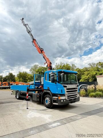 Flatbed truck SCANIA P250 4x2 Pritsche KRAN 14m 5./6. Steuerkre FUNK