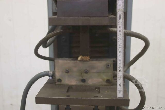 Projection welding machine Aro N601