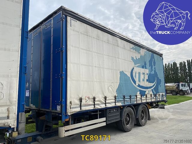 Sliding tarpaulins Vanhool 