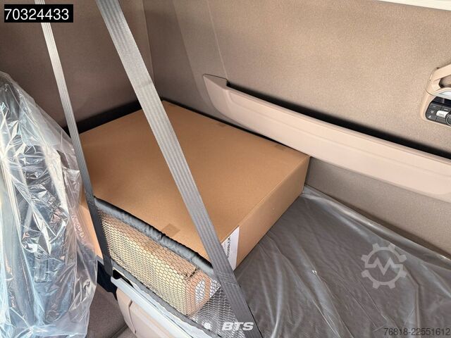 Standard SZM DAF XG 530 4X2 FT - ZF + Navi + Alcantara + Schwarz
