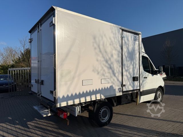 Refrigerator body van MERCEDES-BENZ Sprinter 316 CDI Kühlkoffer/Automatik/Klima/MBUX