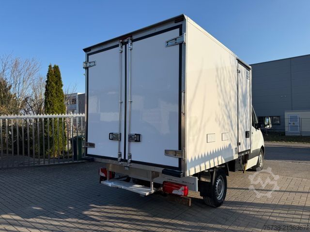 Refrigerator body van MERCEDES-BENZ Sprinter 316 CDI Kühlkoffer/Automatik/Klima/MBUX