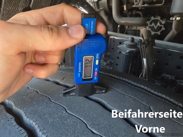 Volume tractor unit IVECO S-WAY 530 * RETARDER * 2 X TANK * ACC * WENIG KM