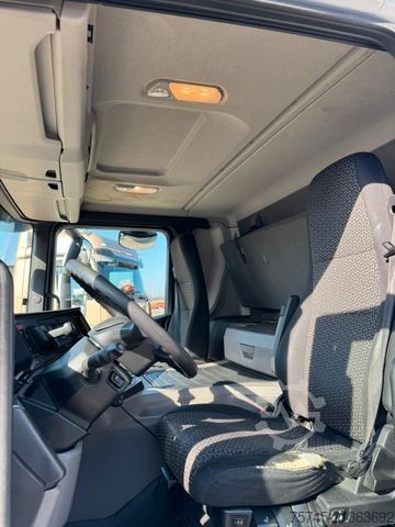 Standard tractor unit SCANIA P 450 * RETARDER * FLACHDACH * STANDHEIZUNG *3 X