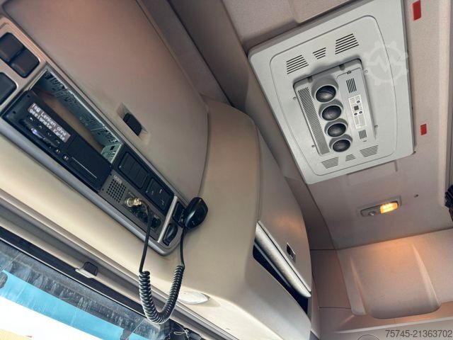 Standard tractor unit DAF XF 480*RETARDER*STANDKLIMA*LEDER*SUPER SPACE CAP