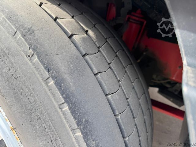 Standard tractor unit DAF XF 480*RETARDER*STANDKLIMA*LEDER*SUPER SPACE CAP