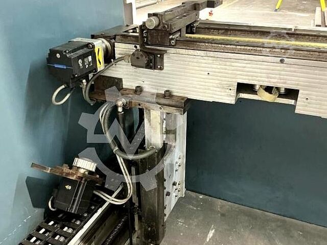 Press brake Durma AD-S 30220