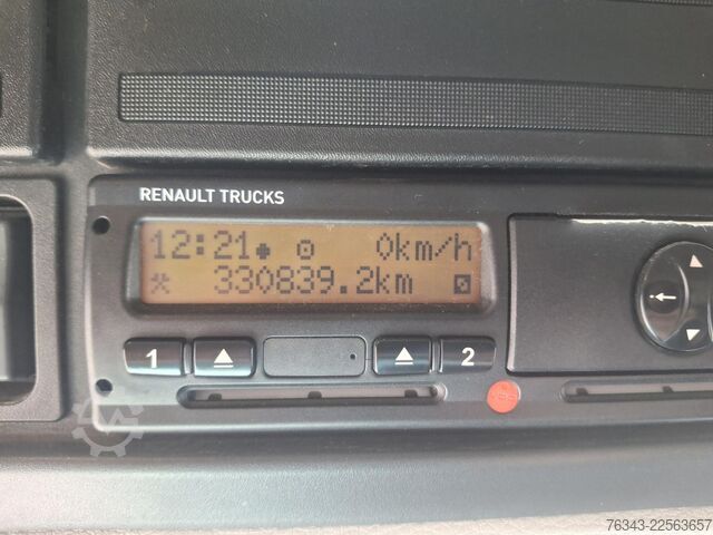 Box truck RENAULT D12-240 - E6